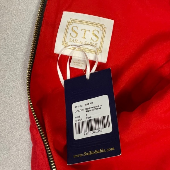 Chic Red and Black Mini Dress - Picture 3 of 3